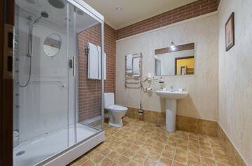 Фото номера Двухместный номер с 1 кроватью и балконом Отель Green Villa г. Гора 7