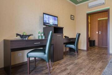 Фото номера Большой двухместный номер с 1 кроватью Отель Green Villa г. Гора 9
